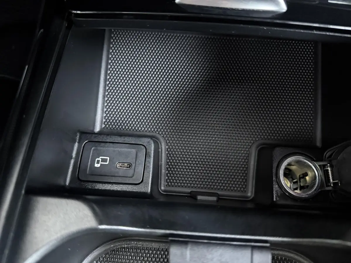 180 Business Solution AMG | Panoramadak | Navigatie | Apple CarPlay/Android Auto |