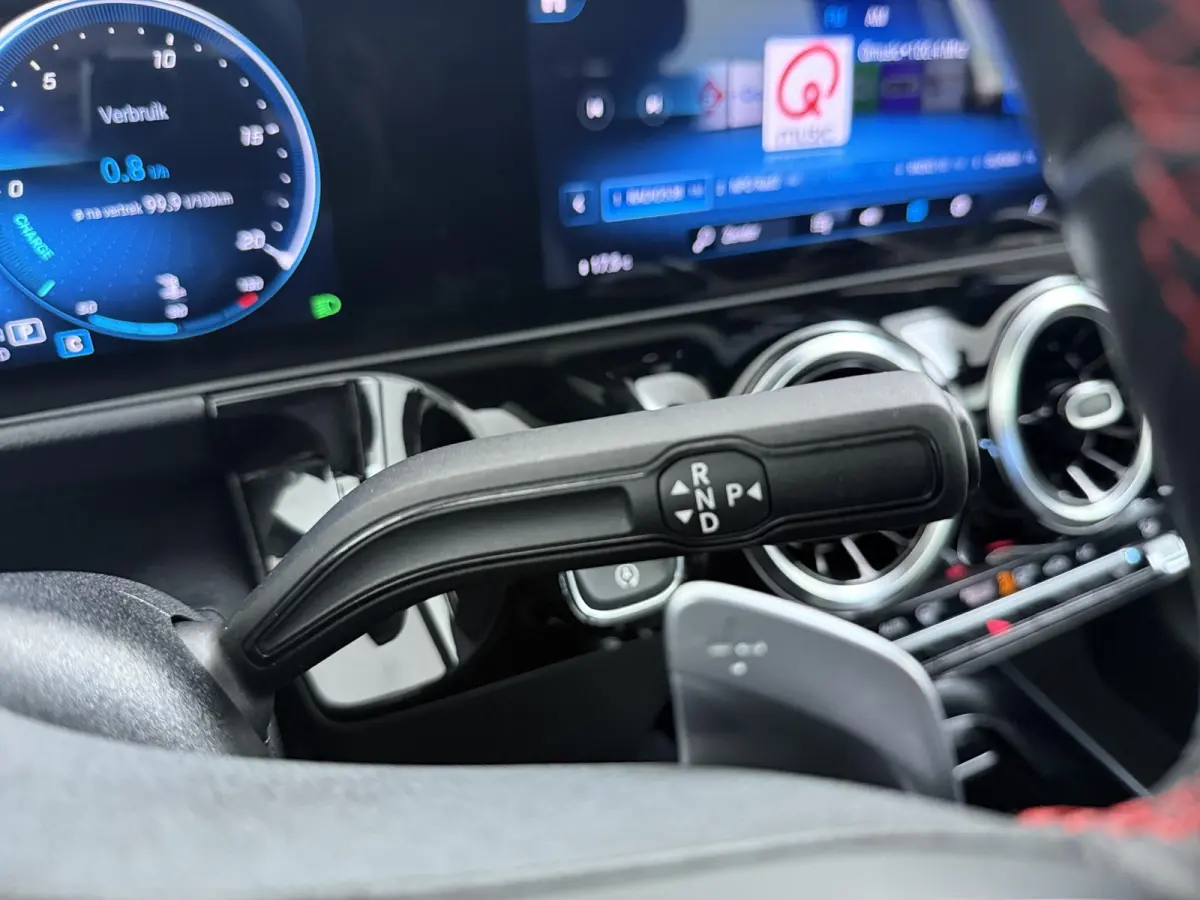 180 Business Solution AMG | Panoramadak | Navigatie | Apple CarPlay/Android Auto |