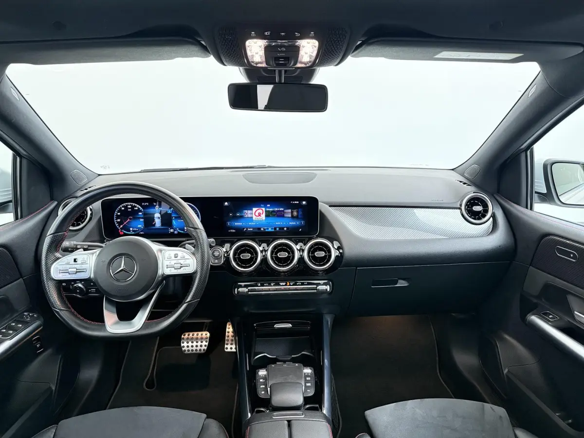 180 Business Solution AMG | Panoramadak | Navigatie | Apple CarPlay/Android Auto |