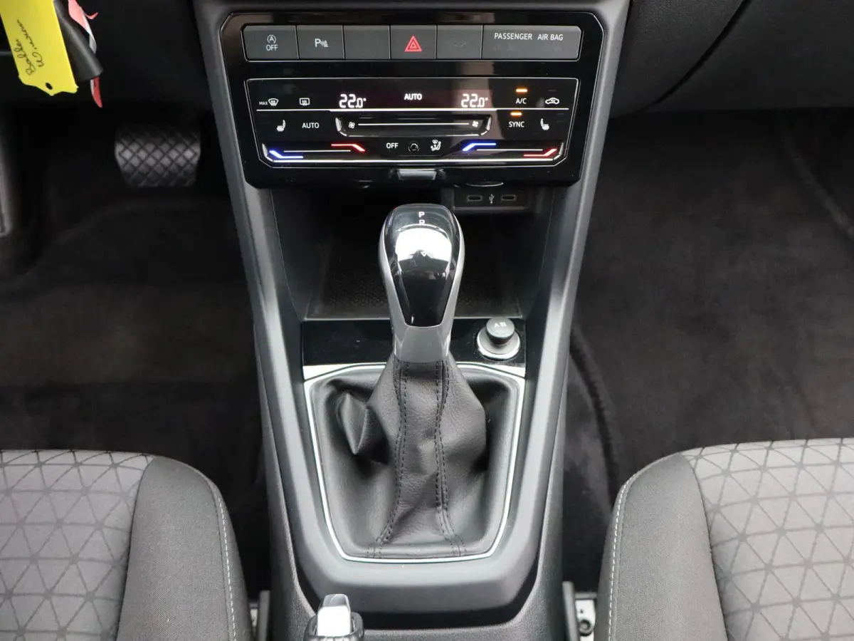 1.0 TSI Life | Automaat | Achteruitrijcamera | Adaptieve Cruise Control |
