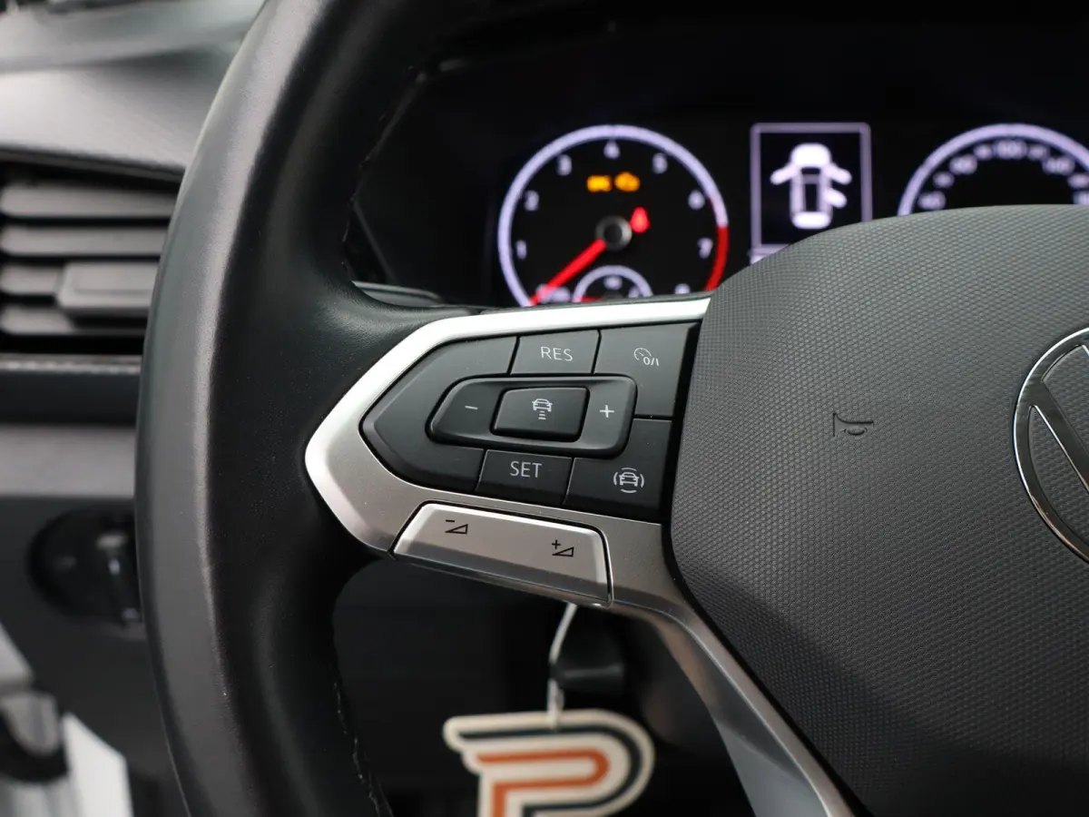 1.0 TSI Life | Automaat | Achteruitrijcamera | Adaptieve Cruise Control |