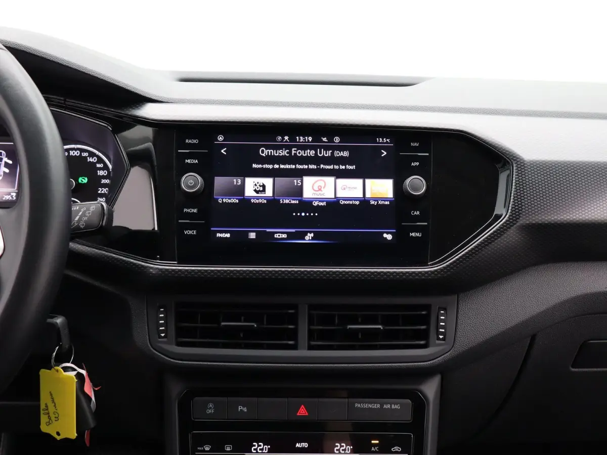 1.0 TSI Life | Automaat | Achteruitrijcamera | Adaptieve Cruise Control |