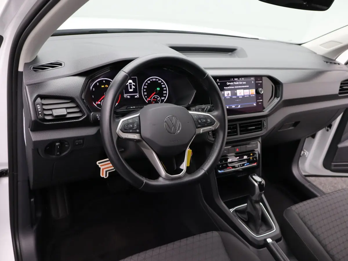 1.0 TSI Life | Automaat | Achteruitrijcamera | Adaptieve Cruise Control |