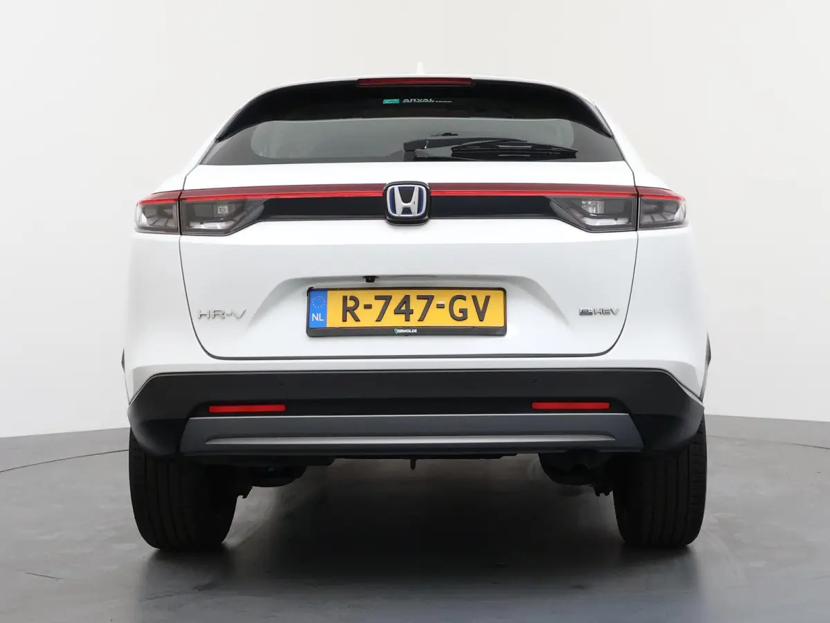 1.5 e:HEV Elegance | Adaptieve Cruise | Camera | Stoelverwarming | Navi |