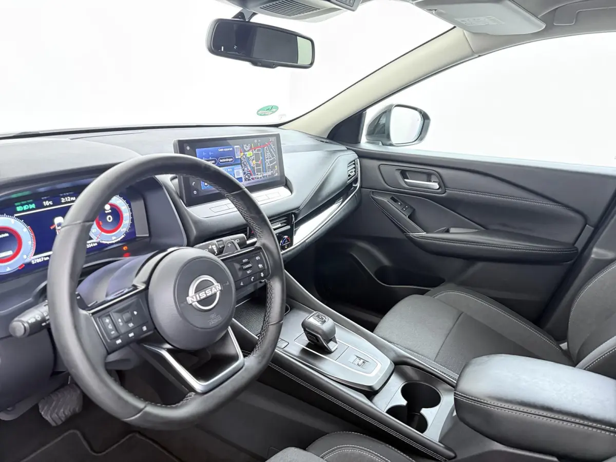 1.3 MHEV Xtronic N-Connecta | AUTOMAAT | Panoramadak | 360 Camera | Navigatie |