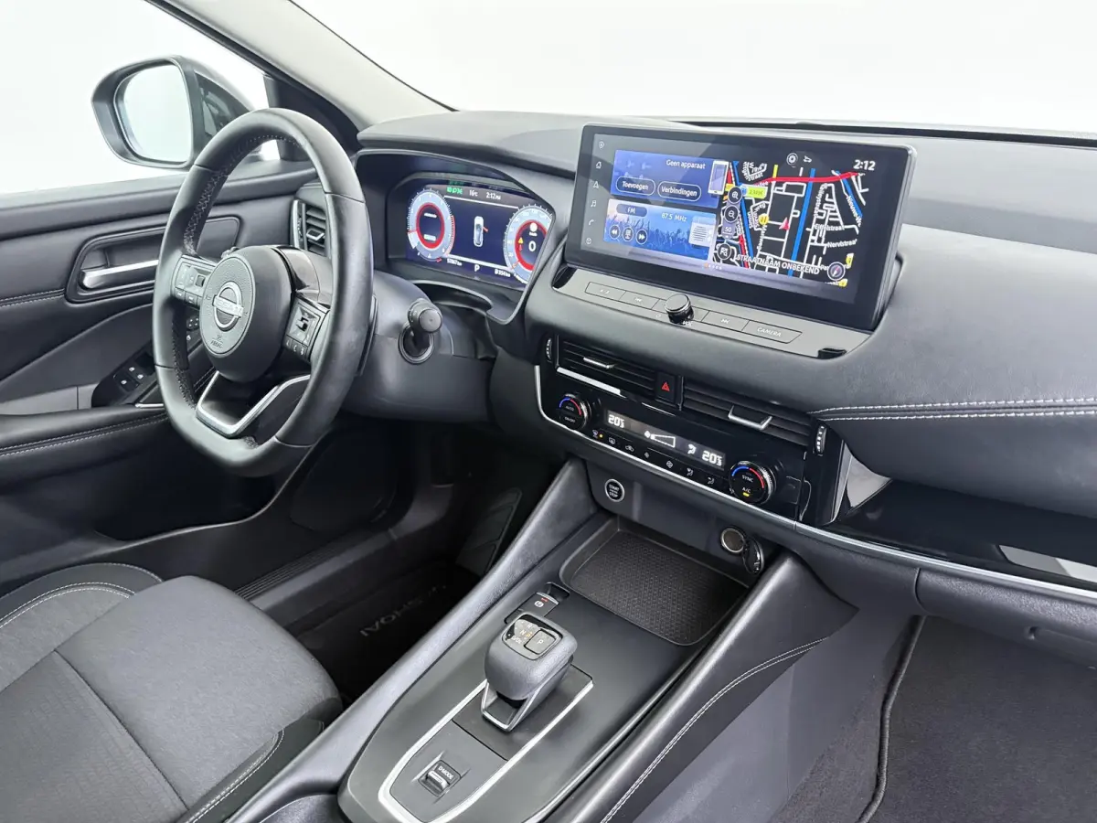 1.3 MHEV Xtronic N-Connecta | AUTOMAAT | Panoramadak | 360 Camera | Navigatie |