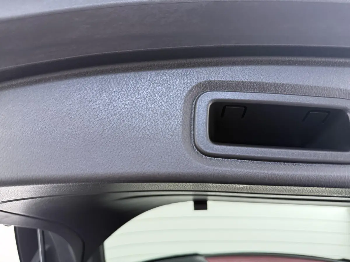 1.3 MHEV Xtronic N-Connecta | AUTOMAAT | Panoramadak | 360 Camera | Navigatie |