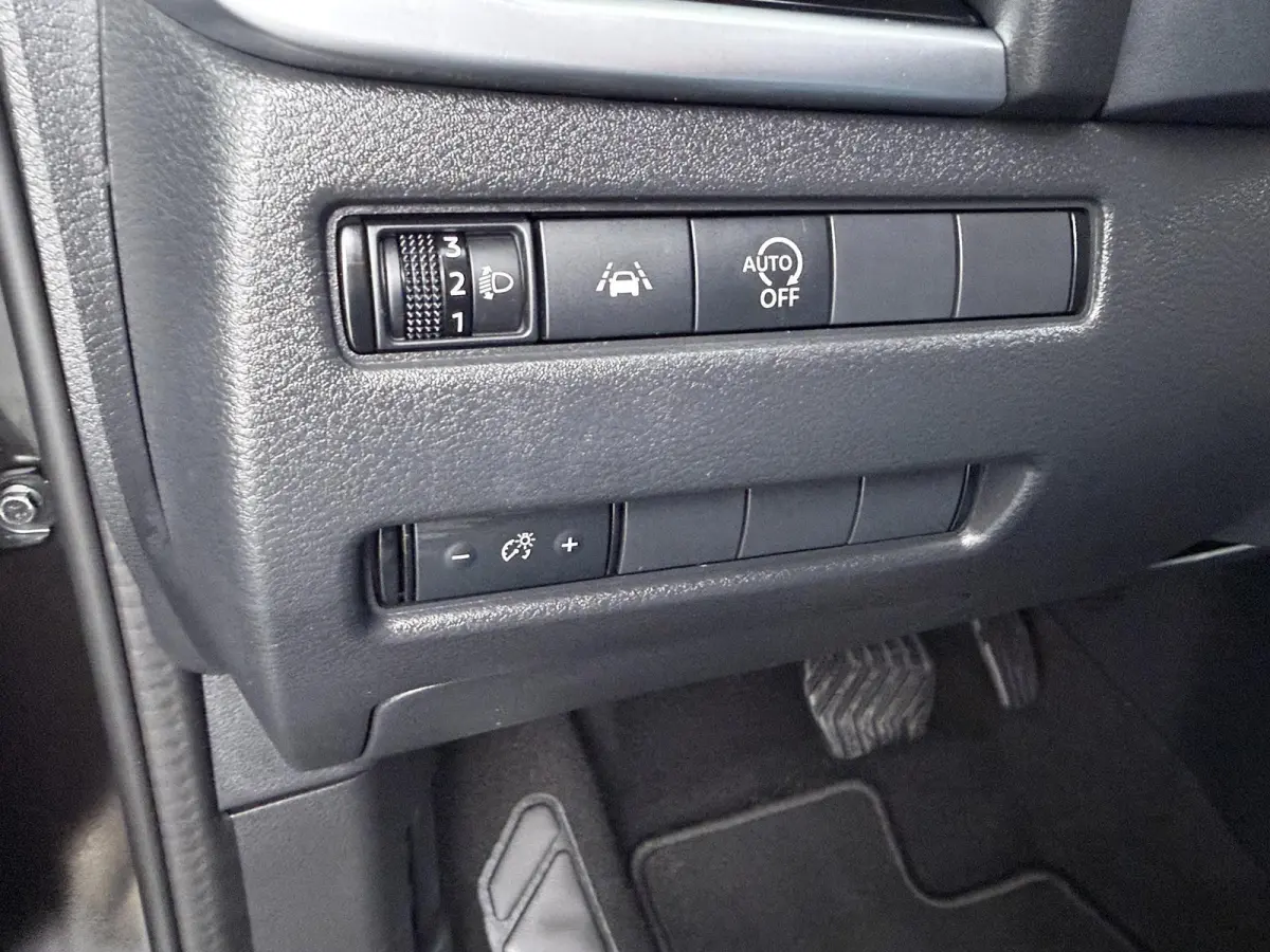 1.3 MHEV Xtronic N-Connecta | AUTOMAAT | Panoramadak | 360 Camera | Navigatie |