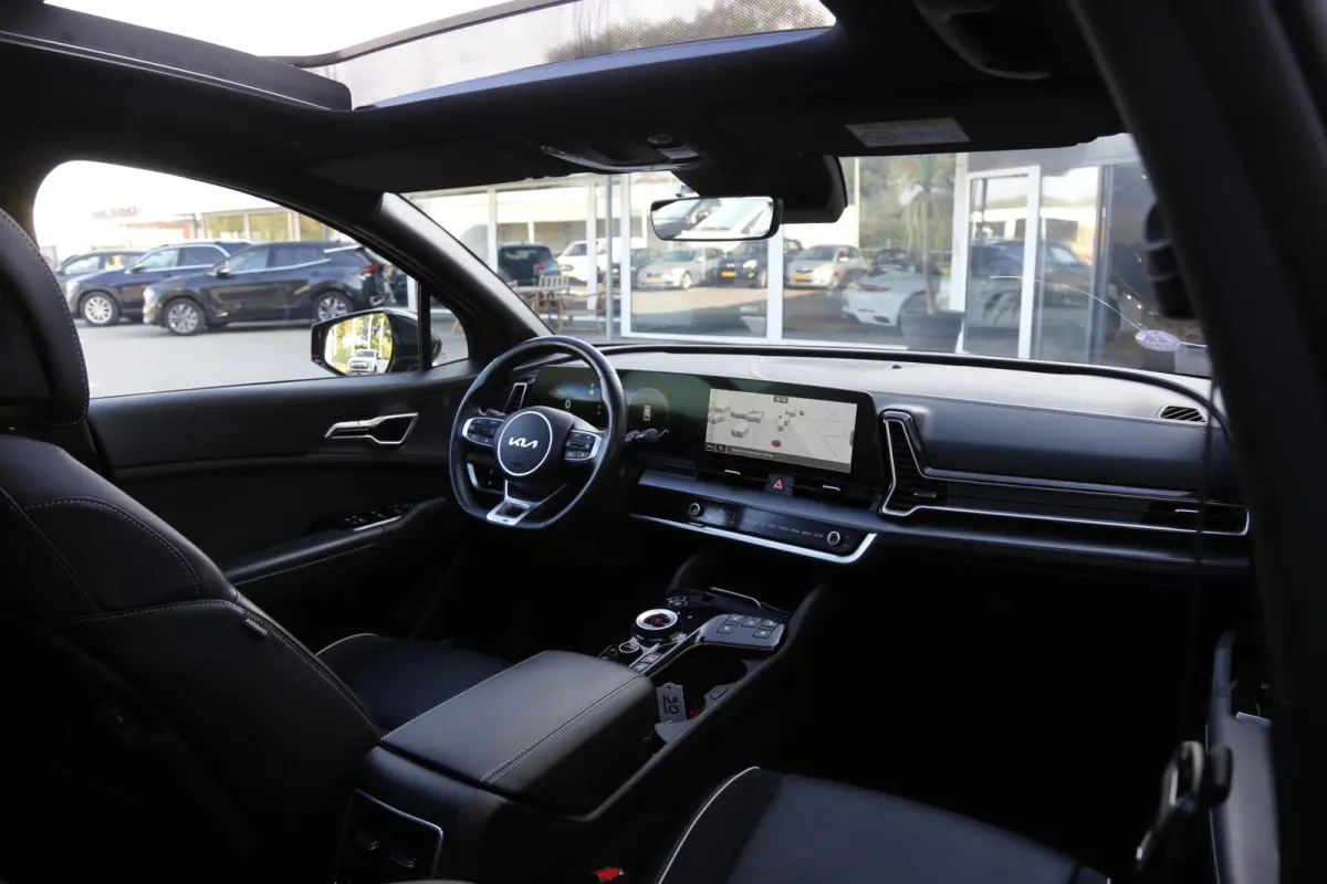 1.6 T-GDi 4WD Plug-in Hybrid AWD GT-Line Premium*Perfect Kia Onderh.*Fabrieksgarantie*Pano/Afneemb. Trekhaak/H&K/ACC met stuurhulp/Leder/Stoelverw.V+A/Stuurverw./Stoelkoeling/360Camera/Dodeh