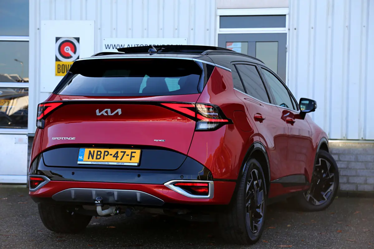 1.6 T-GDi 4WD Plug-in Hybrid AWD GT-Line Premium*Perfect Kia Onderh.*Fabrieksgarantie*Pano/Afneemb. Trekhaak/H&K/ACC met stuurhulp/Leder/Stoelverw.V+A/Stuurverw./Stoelkoeling/360Camera/Dodeh