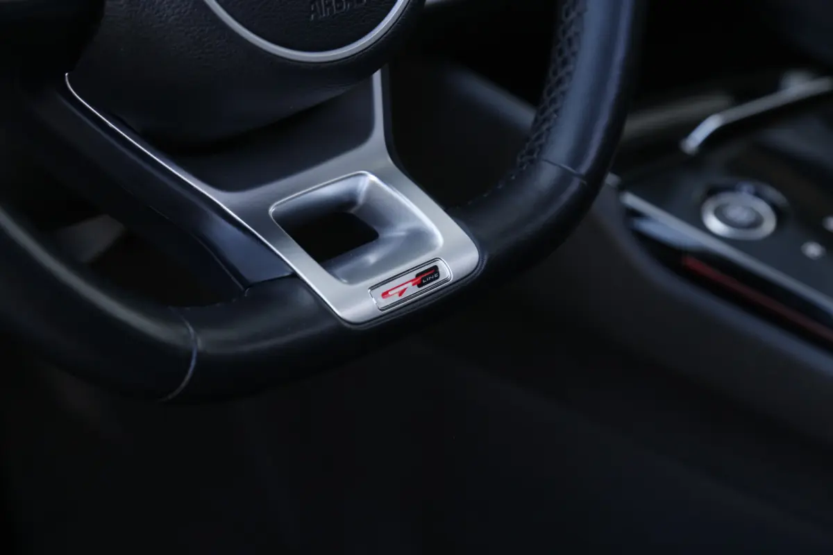 1.6 T-GDi 4WD Plug-in Hybrid AWD GT-Line Premium*Perfect Kia Onderh.*Fabrieksgarantie*Pano/Afneemb. Trekhaak/H&K/ACC met stuurhulp/Leder/Stoelverw.V+A/Stuurverw./Stoelkoeling/360Camera/Dodeh