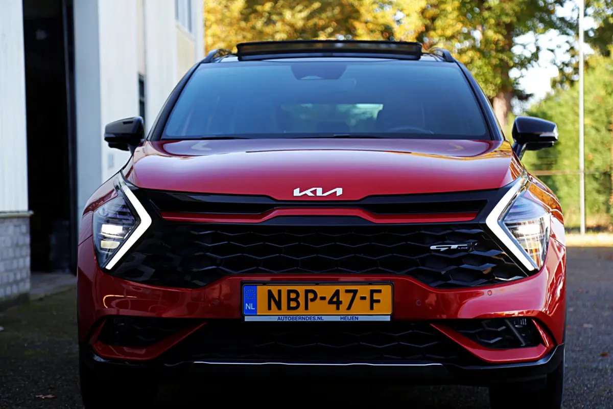 1.6 T-GDi 4WD Plug-in Hybrid AWD GT-Line Premium*Perfect Kia Onderh.*Fabrieksgarantie*Pano/Afneemb. Trekhaak/H&K/ACC met stuurhulp/Leder/Stoelverw.V+A/Stuurverw./Stoelkoeling/360Camera/Dodeh