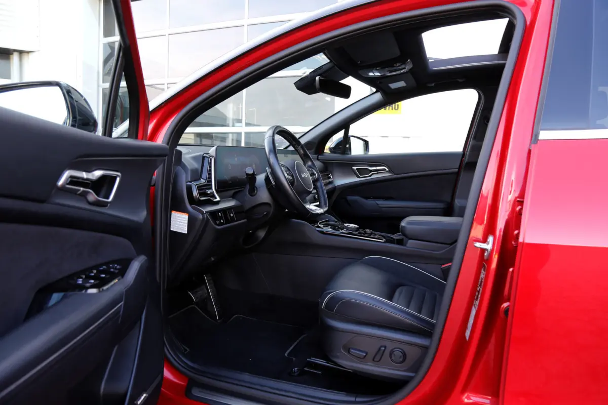 1.6 T-GDi 4WD Plug-in Hybrid AWD GT-Line Premium*Perfect Kia Onderh.*Fabrieksgarantie*Pano/Afneemb. Trekhaak/H&K/ACC met stuurhulp/Leder/Stoelverw.V+A/Stuurverw./Stoelkoeling/360Camera/Dodeh