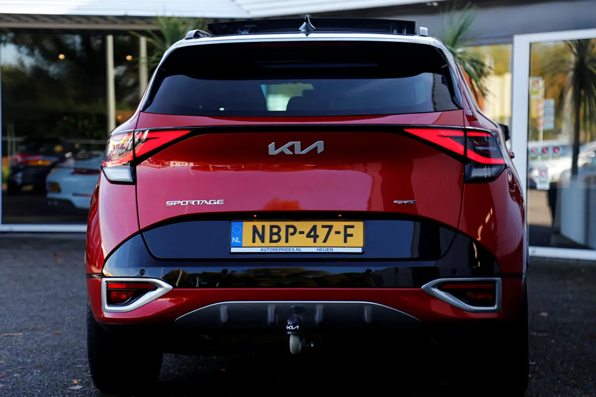 1.6 T-GDi 4WD Plug-in Hybrid AWD GT-Line Premium*Perfect Kia Onderh.*Fabrieksgarantie*Pano/Afneemb. Trekhaak/H&K/ACC met stuurhulp/Leder/Stoelverw.V+A/Stuurverw./Stoelkoeling/360Camera/Dodeh