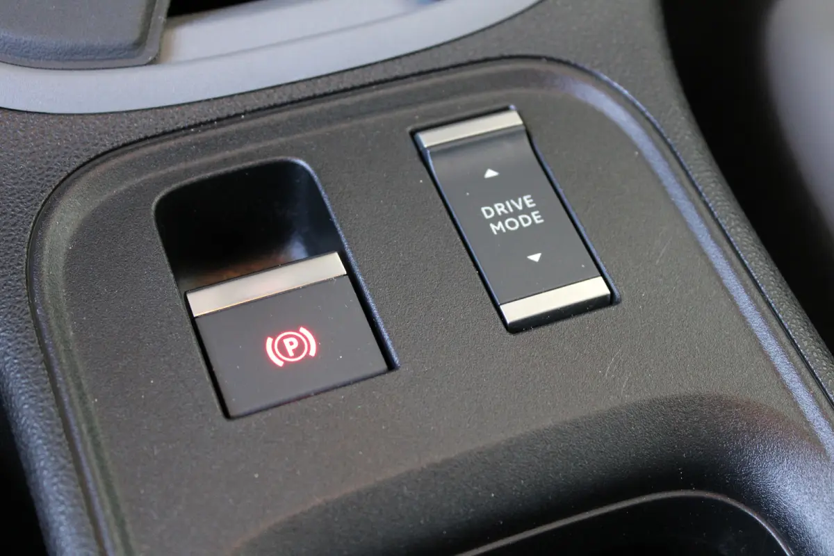 Longitude 54 kWh | SOH 95% | Keyless entry | Navigatie | Voorruitverwarming | Stoelverwarming |