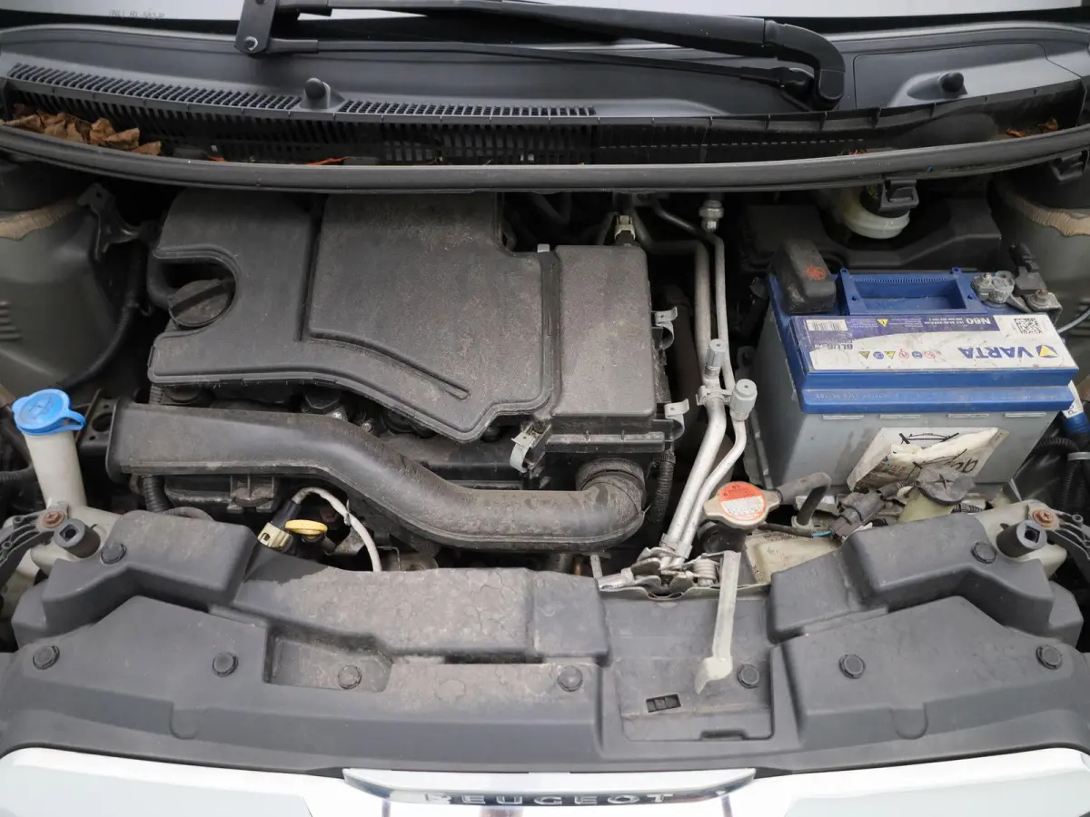1.0 e-VTi Active | Airco | LED |