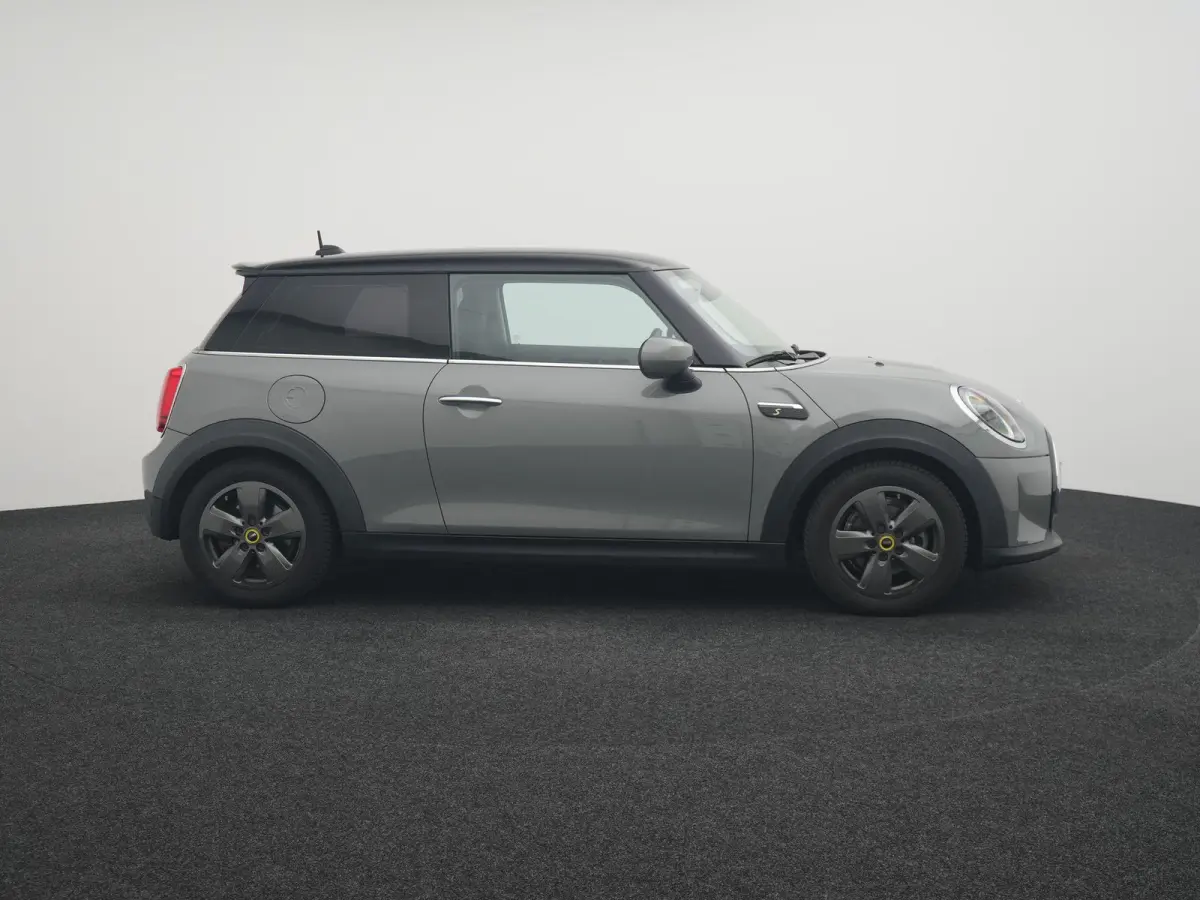 MINI Electric Collection 33 kWh | WLTP 234 KM | Automaat | Apple Carplay/Android Auto | Connected Services | 12 Maanden Garantie |