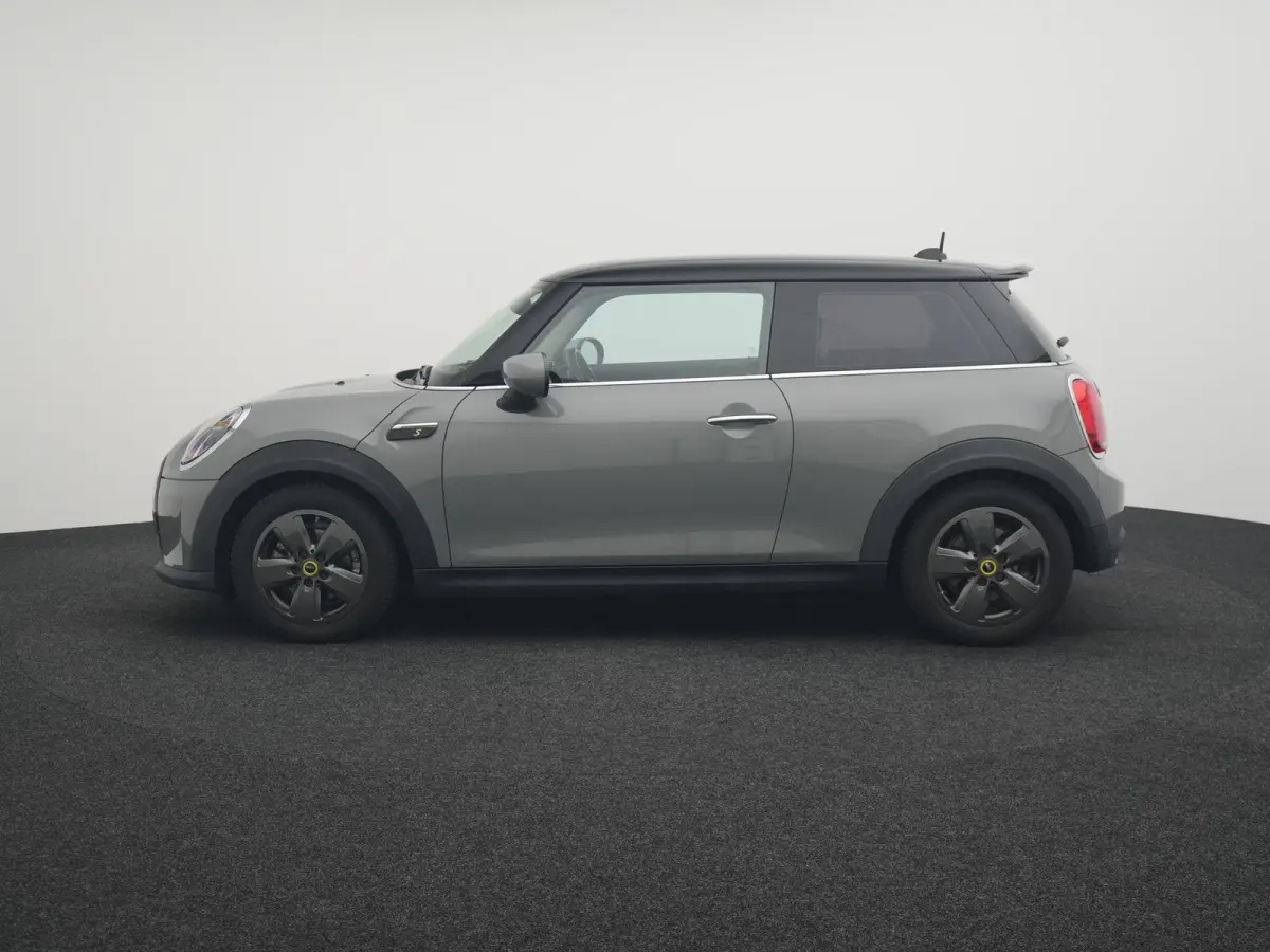 MINI Electric Collection 33 kWh | WLTP 234 KM | Automaat | Apple Carplay/Android Auto | Connected Services | 12 Maanden Garantie |