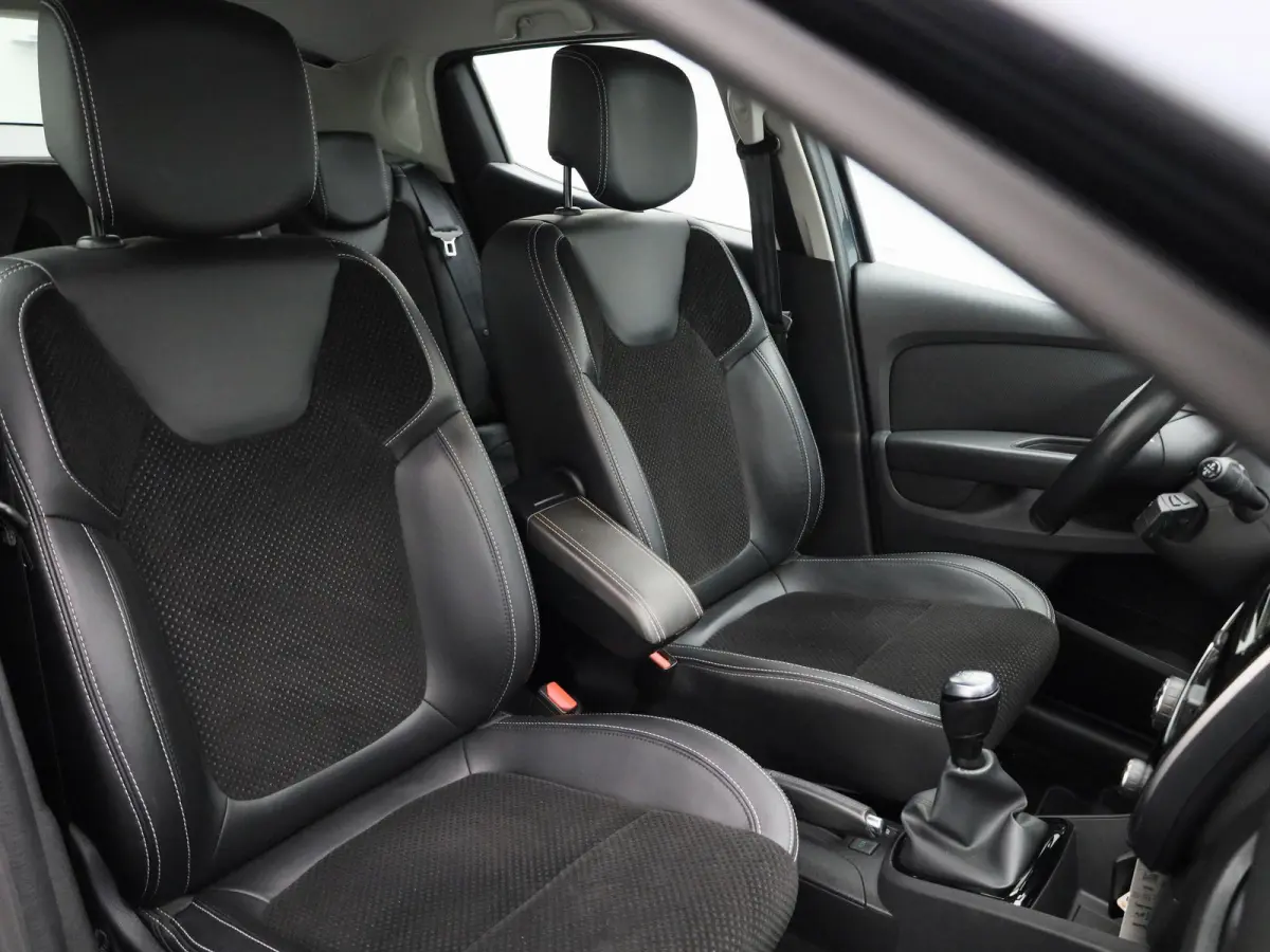 0.9 TCe Intens | Achteruitrijcamera | Parkeersensoren | Airco |