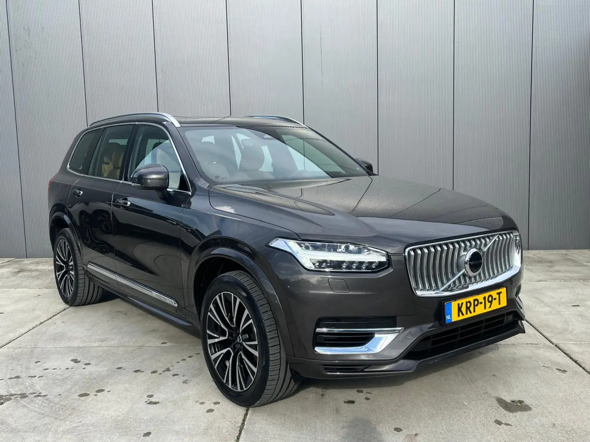2.0 T8 Recharge AWD Ultimate Bright 7P | Adaptive Cruise | Luchtvering | Nappa Lederen Bekleding | Panoramadak |