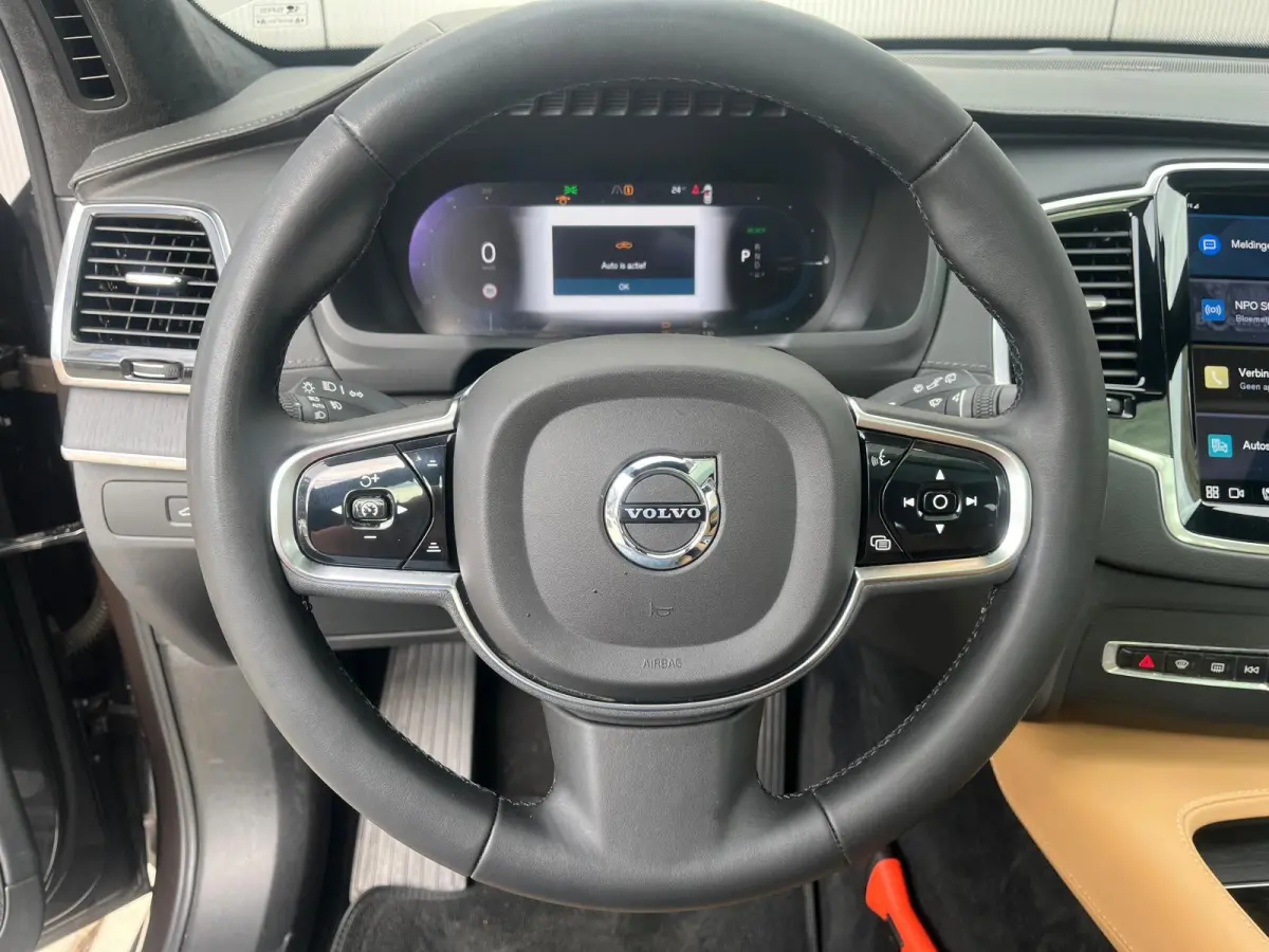 2.0 T8 Recharge AWD Ultimate Bright 7P | Adaptive Cruise | Luchtvering | Nappa Lederen Bekleding | Panoramadak |