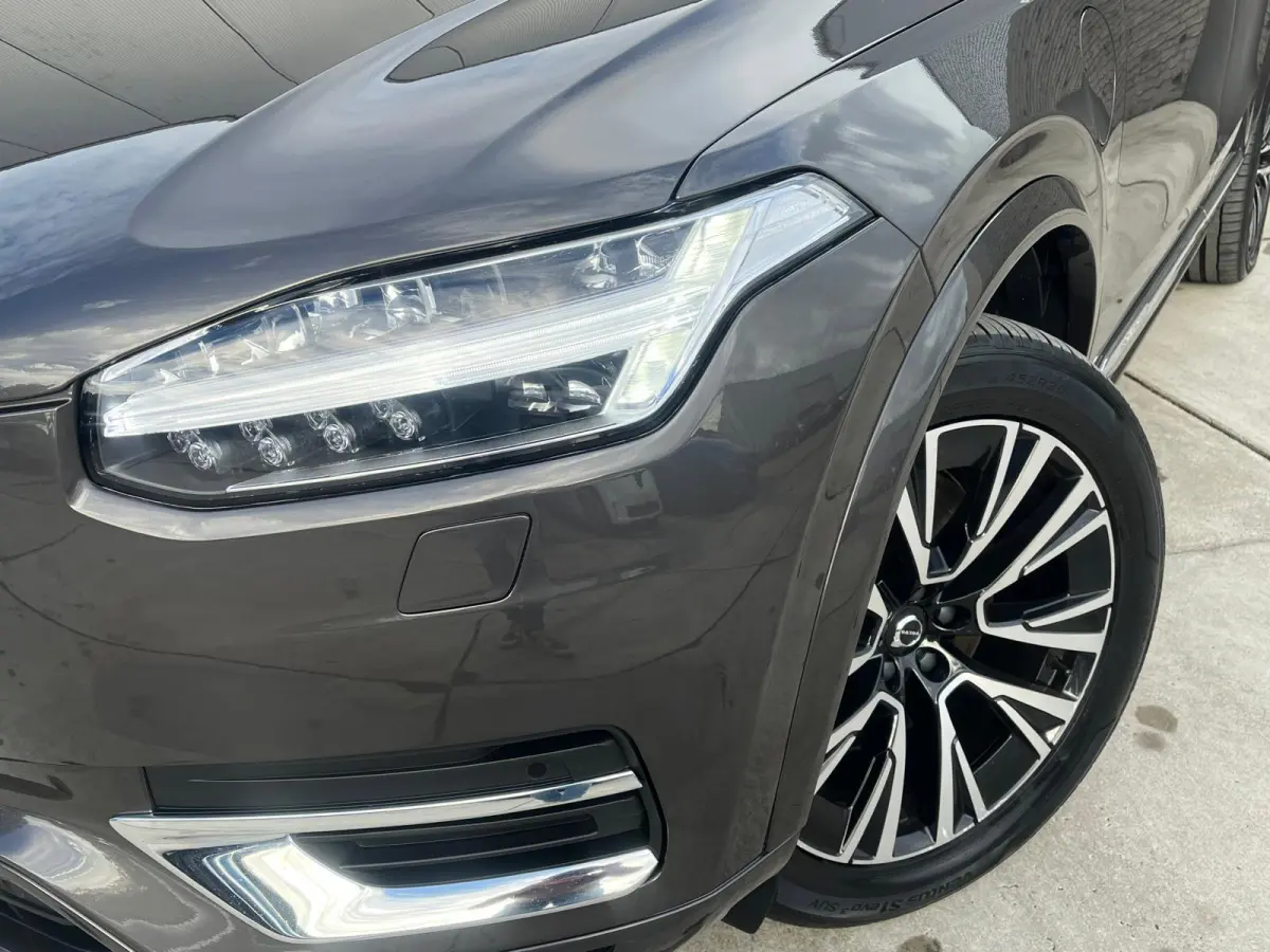 2.0 T8 Recharge AWD Ultimate Bright 7P | Adaptive Cruise | Luchtvering | Nappa Lederen Bekleding | Panoramadak |