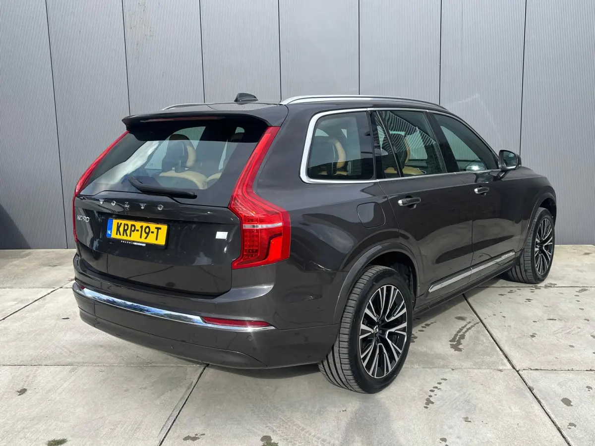 2.0 T8 Recharge AWD Ultimate Bright 7P | Adaptive Cruise | Luchtvering | Nappa Lederen Bekleding | Panoramadak |
