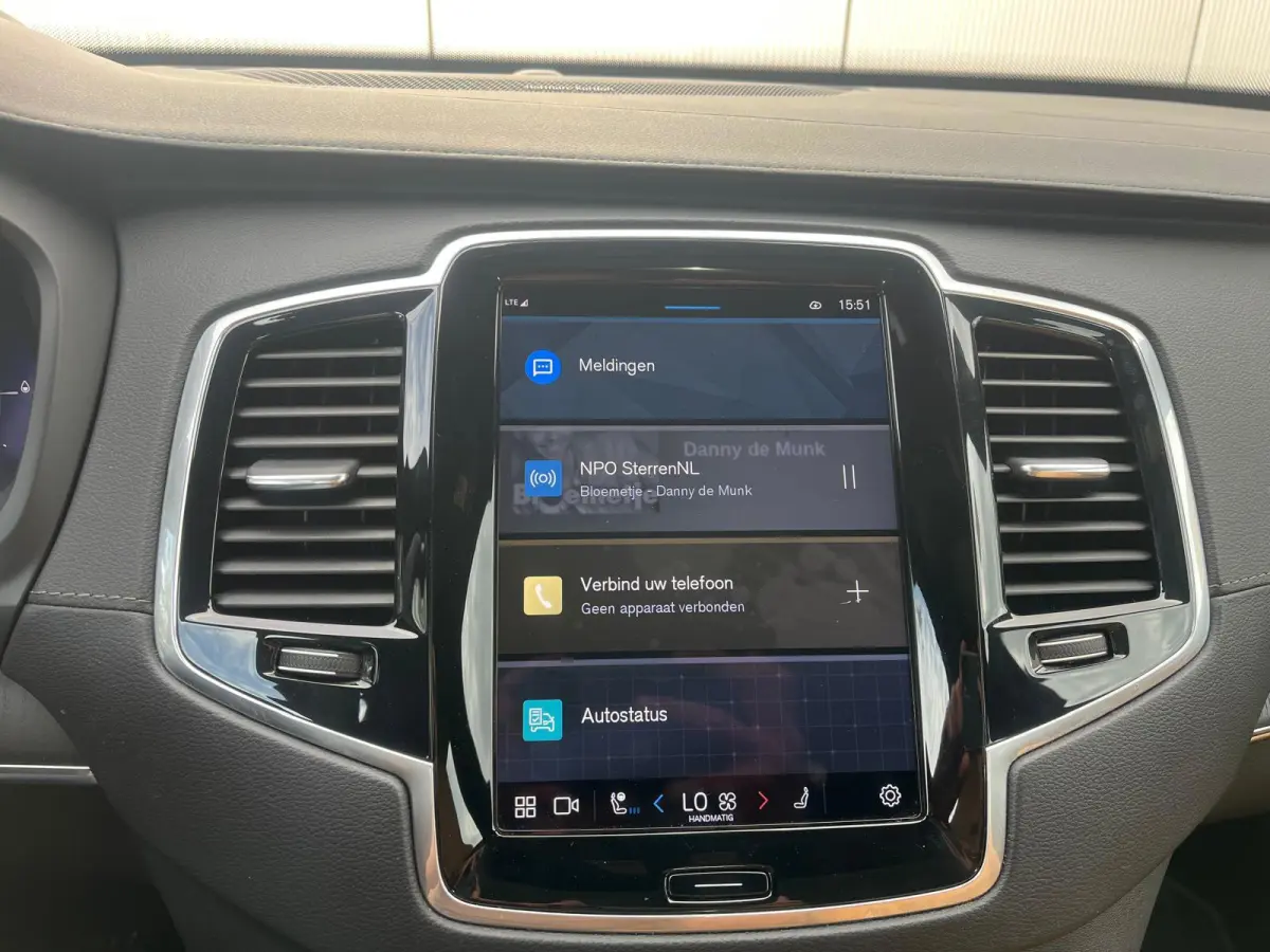 2.0 T8 Recharge AWD Ultimate Bright 7P | Adaptive Cruise | Luchtvering | Nappa Lederen Bekleding | Panoramadak |