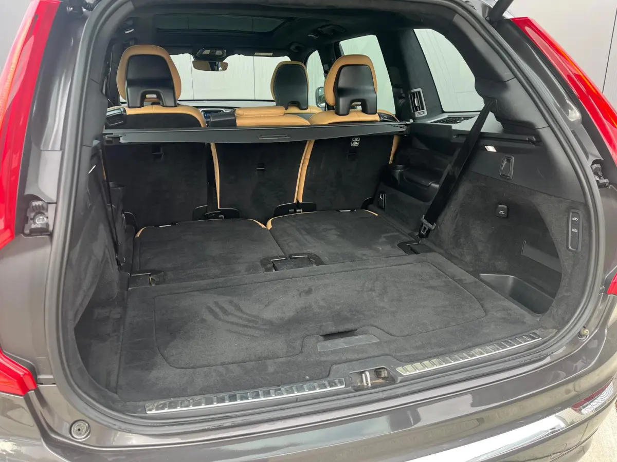 2.0 T8 Recharge AWD Ultimate Bright 7P | Adaptive Cruise | Luchtvering | Nappa Lederen Bekleding | Panoramadak |