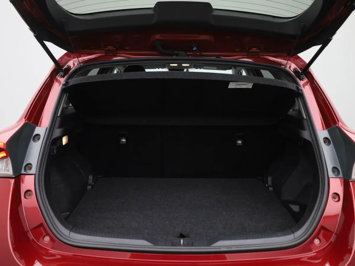 1.8 Hybrid Black Edition | Achteruitrijcamera | Climate Control | Sportstoelen |