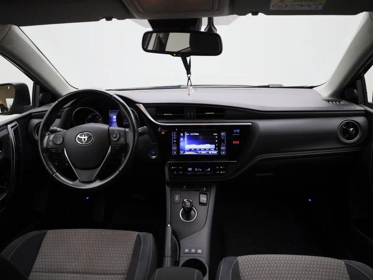 1.8 Hybrid Black Edition | Achteruitrijcamera | Climate Control | Sportstoelen |