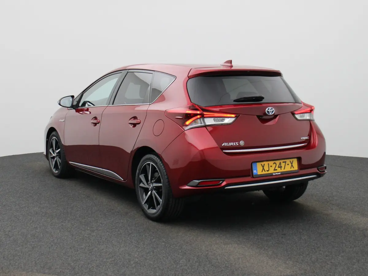 1.8 Hybrid Black Edition | Achteruitrijcamera | Climate Control | Sportstoelen |