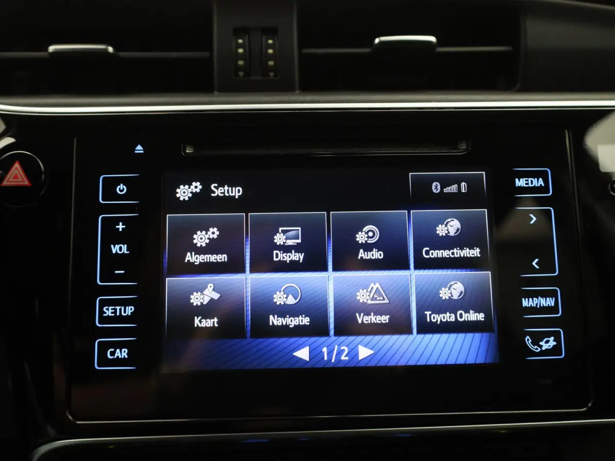 1.8 Hybrid Black Edition | Achteruitrijcamera | Climate Control | Sportstoelen |