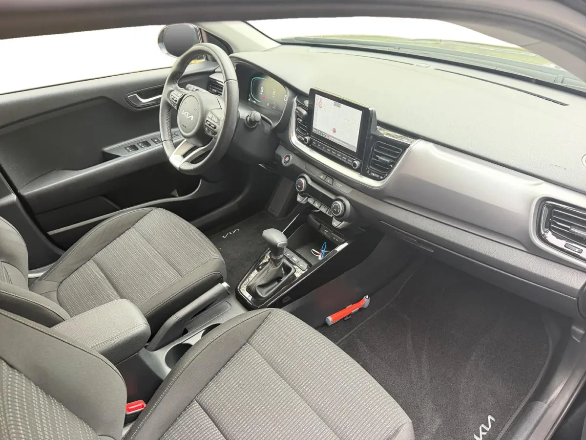 1.0 T-GDi MHEV DynamicPlusLine Dealer onderhouden | Automaat | Stuur + stoelverwarming | Climate control | Privacy glass |