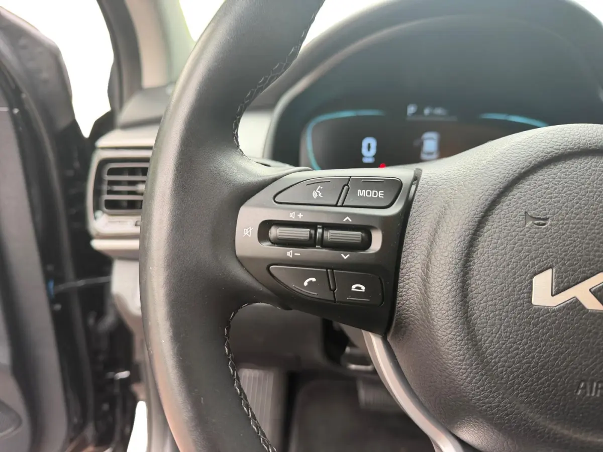 1.0 T-GDi MHEV DynamicPlusLine Dealer onderhouden | Automaat | Stuur + stoelverwarming | Climate control | Privacy glass |