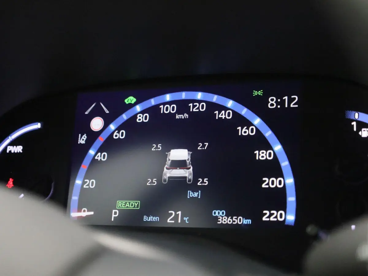 1.5 Hybrid Adventure | Apple Carplay / Android Auto | Achteruitrijcamera | Parkeersensoren | Stuurverwarming | Stoelverwarming | Trekhaak |