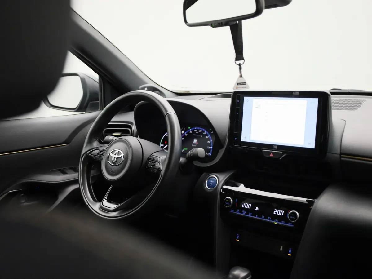 1.5 Hybrid Adventure | Apple Carplay / Android Auto | Achteruitrijcamera | Parkeersensoren | Stuurverwarming | Stoelverwarming | Trekhaak |