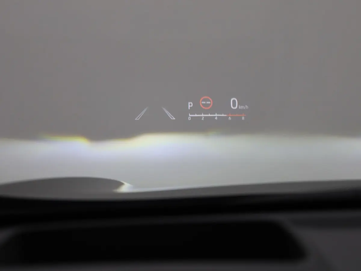 1.5 Hybrid Adventure | Apple Carplay / Android Auto | Achteruitrijcamera | Parkeersensoren | Stuurverwarming | Stoelverwarming | Trekhaak |