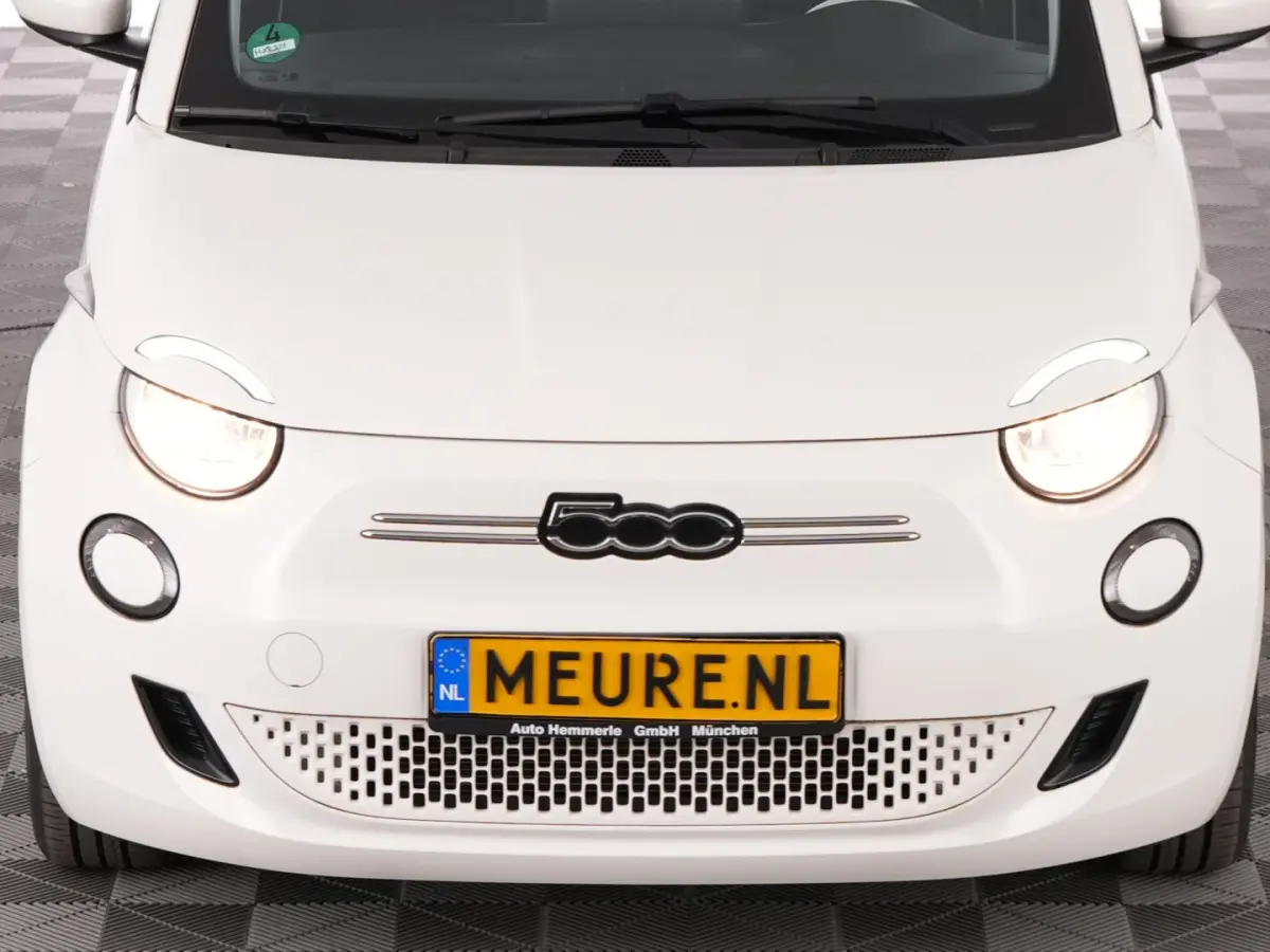 Urban 24 kWh | CARPLAY | AIRCO | SOH: 95,7% |