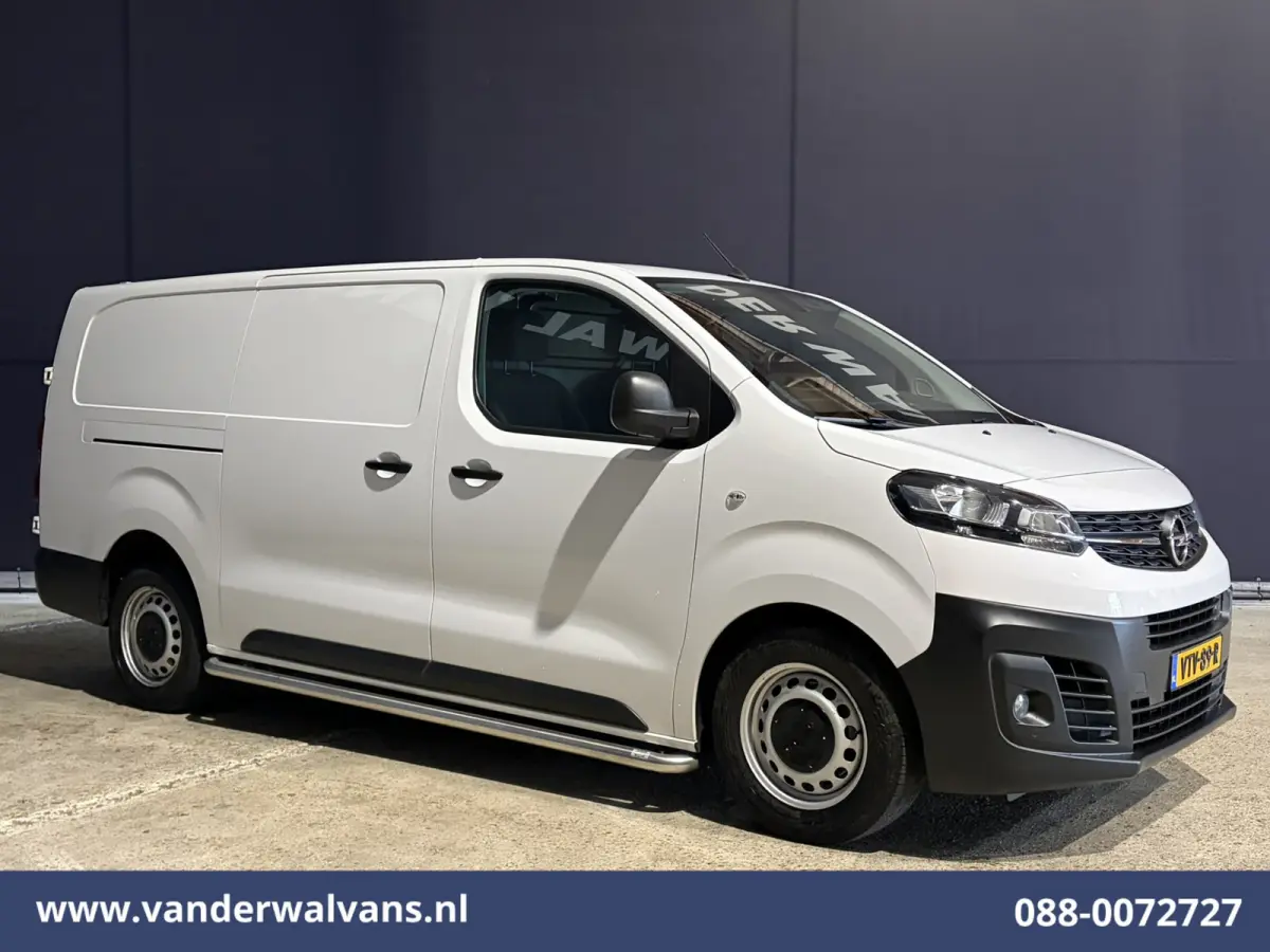 1.5 CDTI L3H1 Euro6 Airco | Navigatie | Camera | Sidebars | Apple Carplay Cruisecontrol, Android Auto, Parkeersensoren