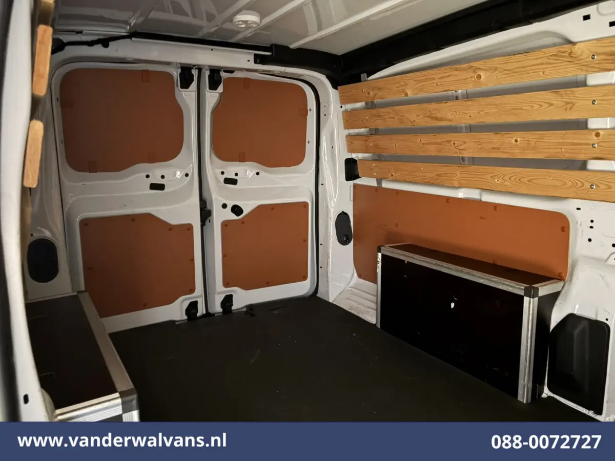 1.5 CDTI L3H1 Euro6 Airco | Navigatie | Camera | Sidebars | Apple Carplay Cruisecontrol, Android Auto, Parkeersensoren
