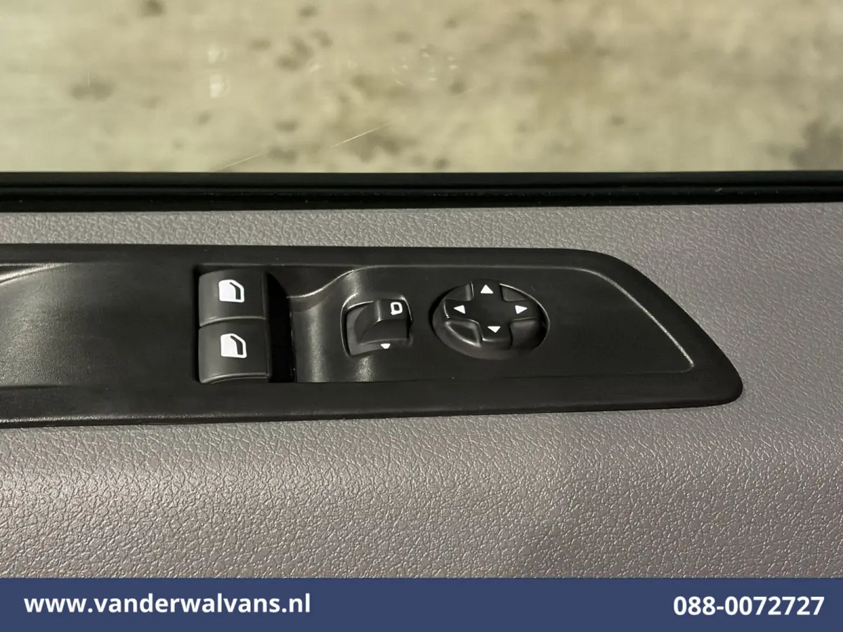 1.5 CDTI L3H1 Euro6 Airco | Navigatie | Camera | Sidebars | Apple Carplay Cruisecontrol, Android Auto, Parkeersensoren