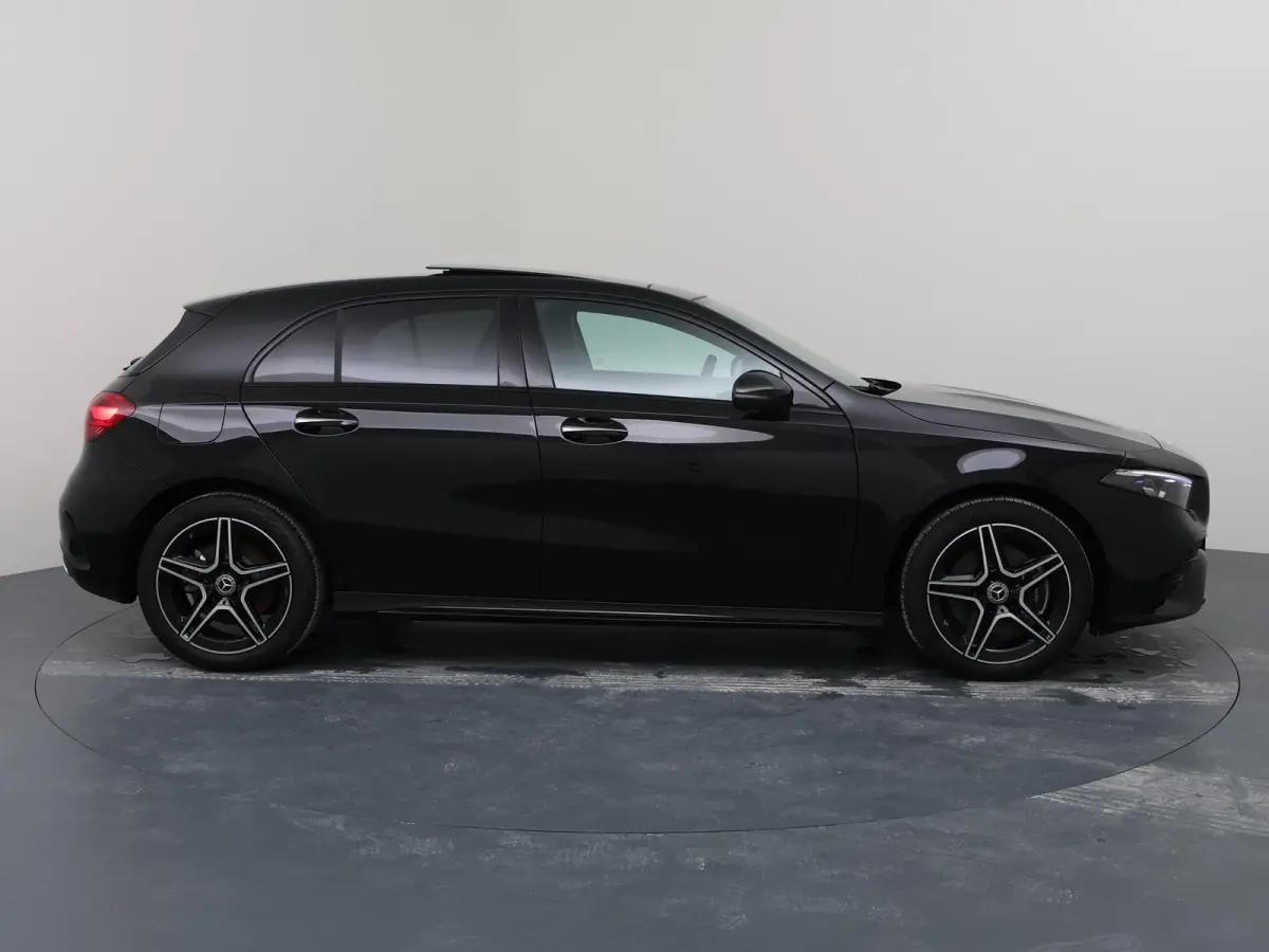 250e Business Solution AMG | Panoramaschuifdak | Stoelverwarming | Achteruitrijcamera |  MULTIBEAM LED |