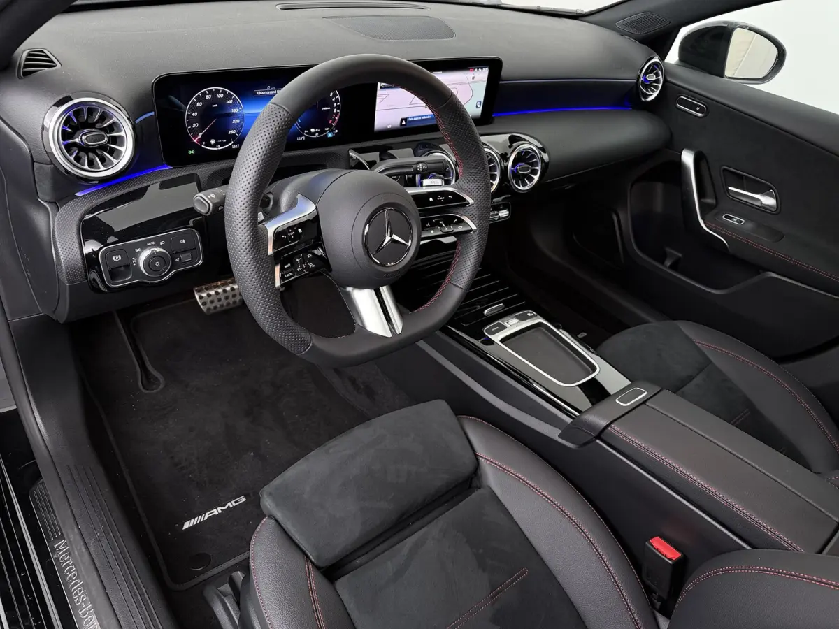 250e Business Solution AMG | Panoramaschuifdak | Stoelverwarming | Achteruitrijcamera |  MULTIBEAM LED |