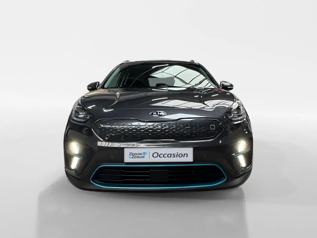 DynamicPlusLine 64 kWh Dealer onderhouden | Stoel + stuurverwarming | Climate control | 3 Fase laden |