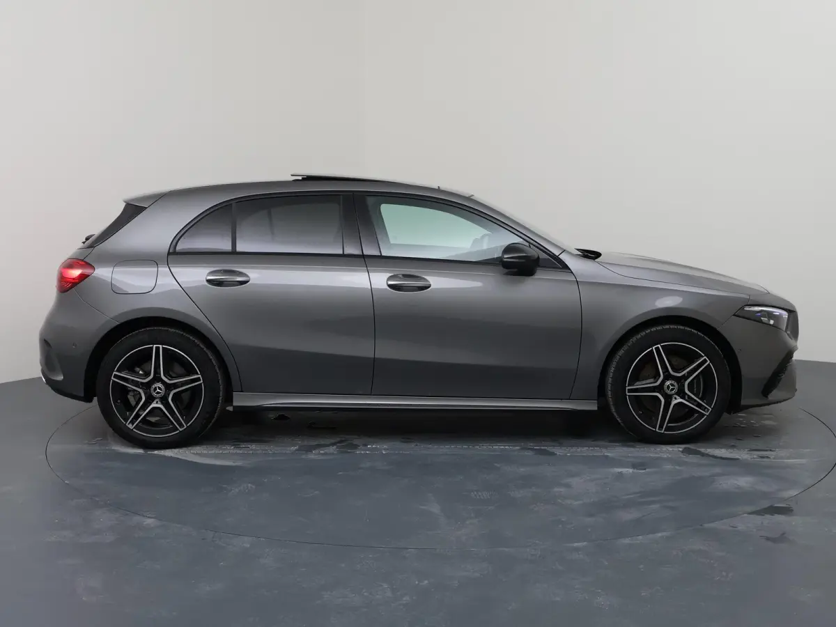 250e Business Solution AMG | Panoramaschuifdak | Stoelverwarming | Achteruitrijcamera |  MULTIBEAM LED |