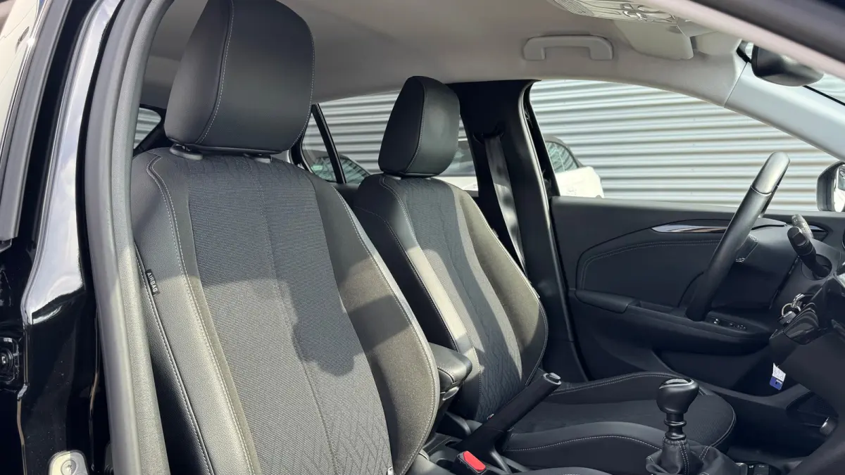 1.2 TURBO 100PK ELEGANCE GS-LINE / NAVI / AIRCO / LED / PDC / 17" LMV / CAMERA /  BLUETOOTH / CRUISECONTROL !!