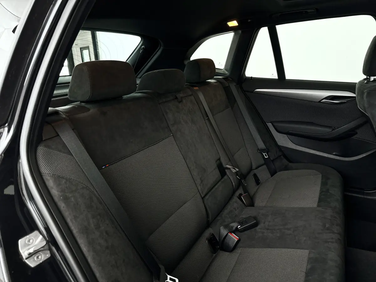 xDrive28i High Executive | Panoramadak | Park assist | Cruise control