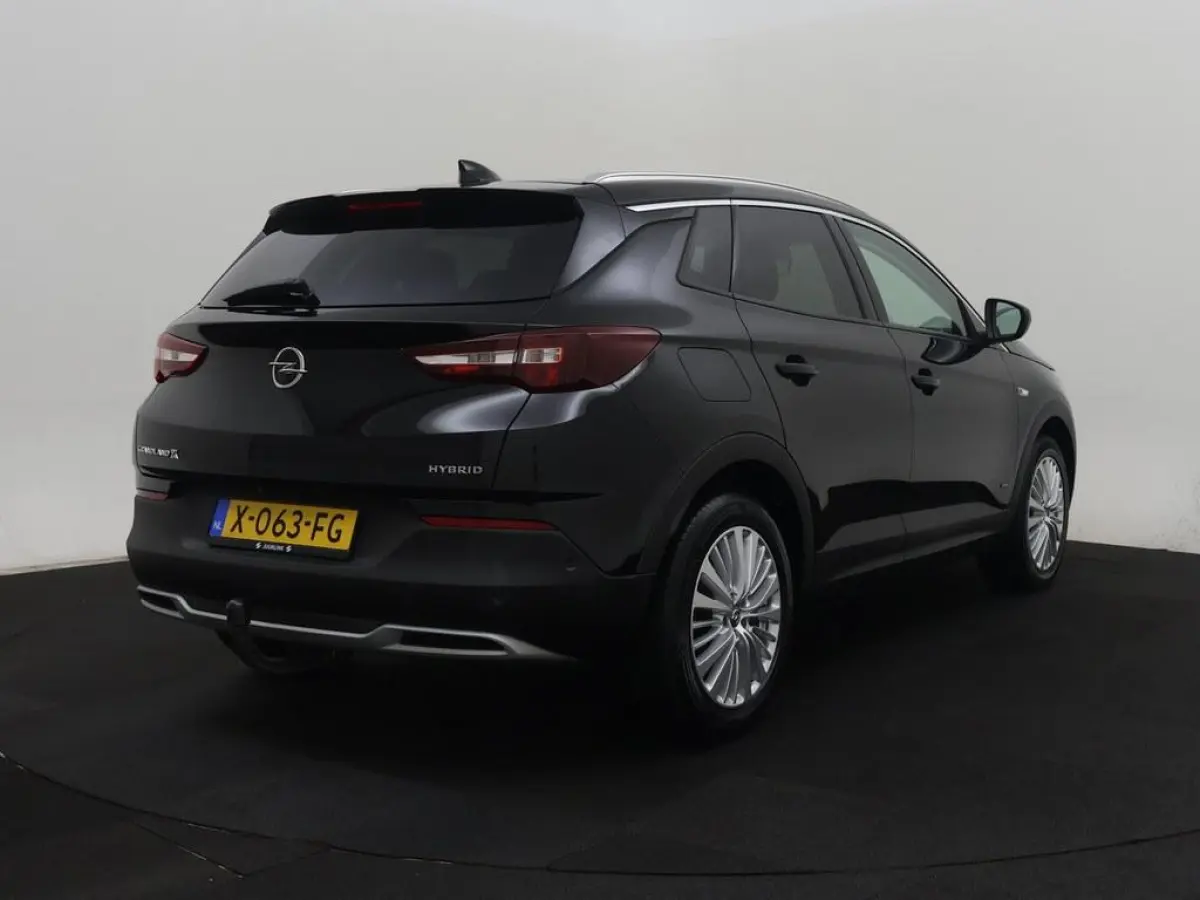 1.6 Turbo Hybrid Elegance Trekhaak/Winterpakket/ Keyless/El.Klep/Nav/Ecc/CarPlay