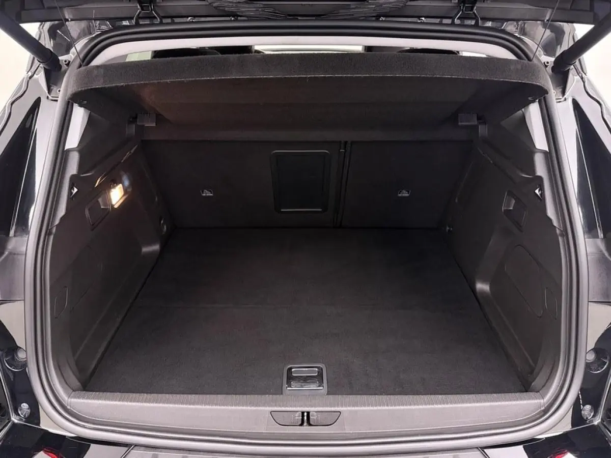 1.6 Turbo Hybrid Elegance Trekhaak/Winterpakket/ Keyless/El.Klep/Nav/Ecc/CarPlay